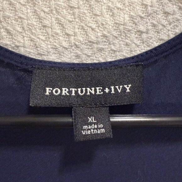 Fortune+Ivy sleeveless Navy top Size XL - Picture 5 of 5